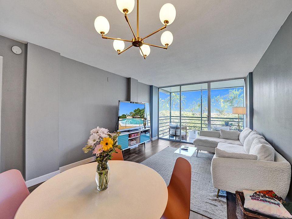 1st image of 105 Royal Park Drive #4E