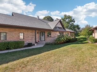 1698 Pebble Beach Dr, Hoffman Estates, IL