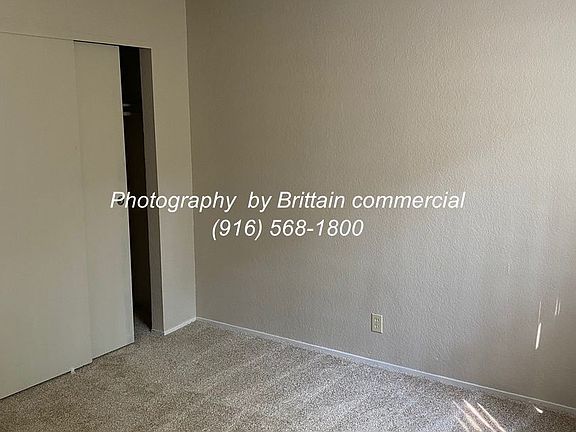 5th image of 2318 Capitol Ave #1