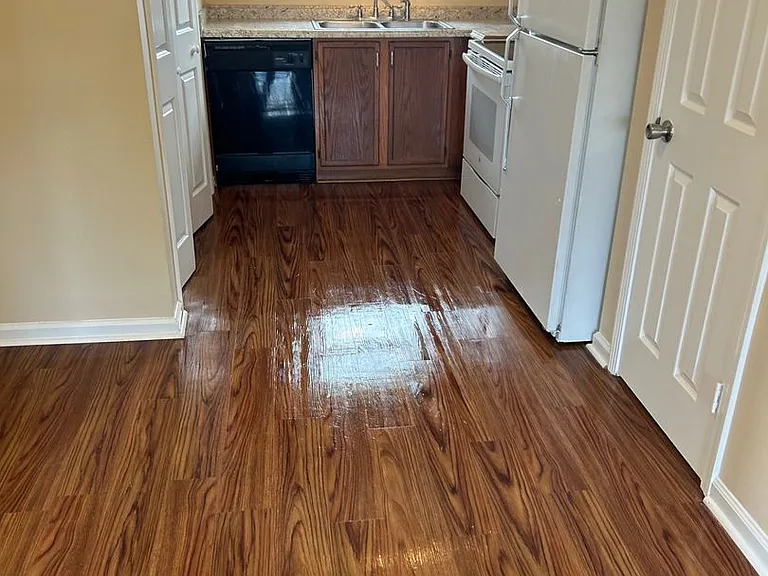 3839 Jockey Dr — Photo 2