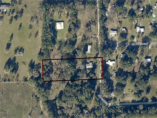 2nd image of 336 SW Janis Way
