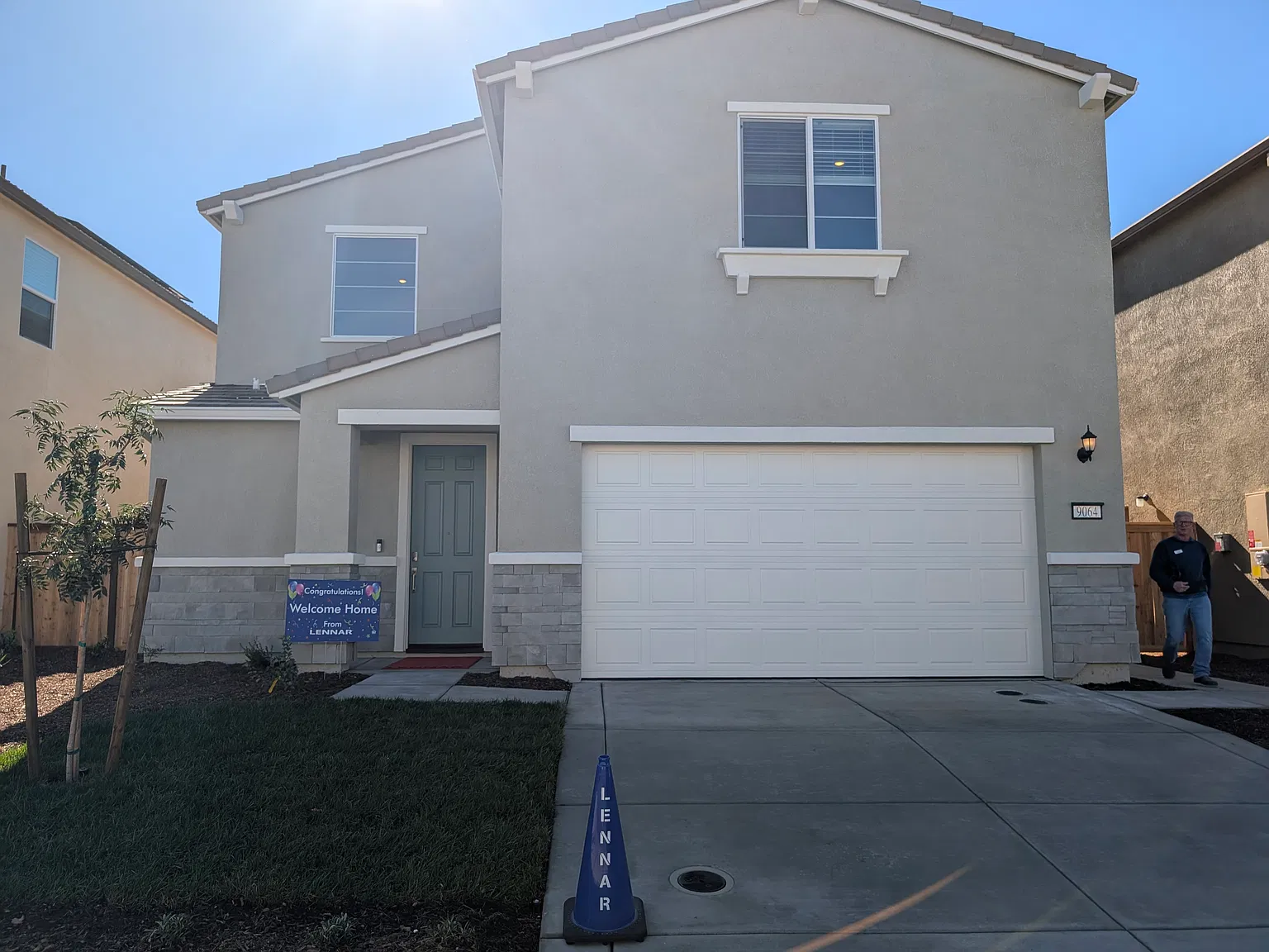 3 bed, 2.5 bath, 1970 sqft, $3,138 — Photo 1