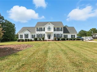 6905 Wicklow Dr, Browns Summit, NC 27214