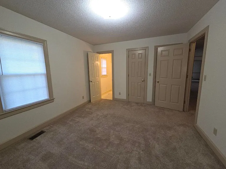 311 Moyton Ave — Photo 16