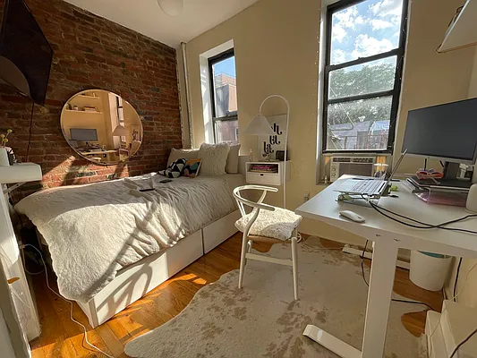 Rented by Compass | media 8