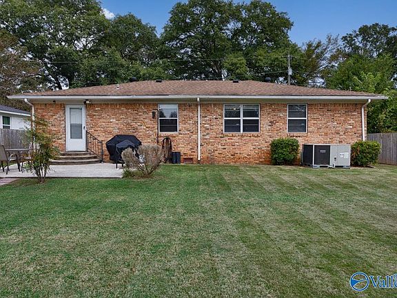 5th image of 3621 S Westdale Ct SW
