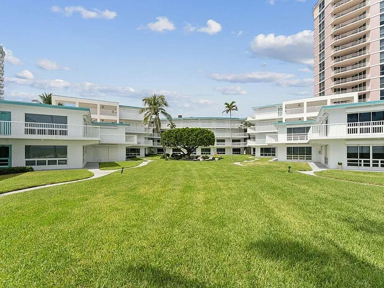 1470 S Ocean Blvd #901 — Photo 12