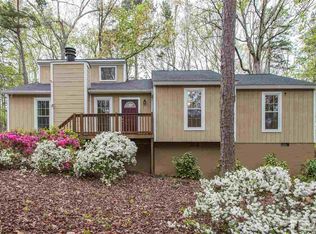 1404 Fairway Ridge Dr, Raleigh, NC 27606