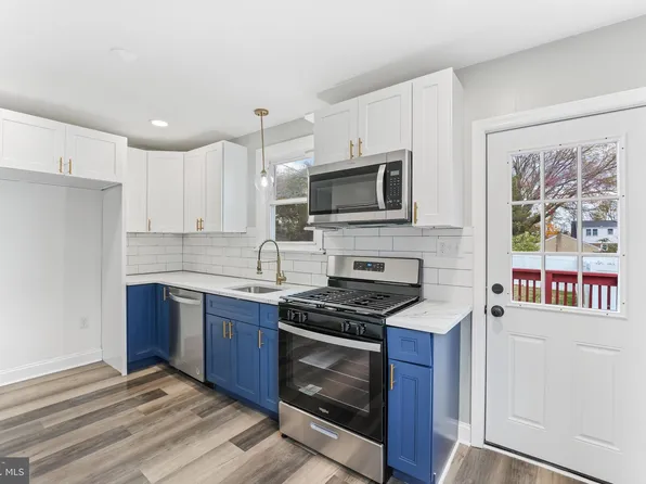 727 Clayton St, New Castle, DE 19720