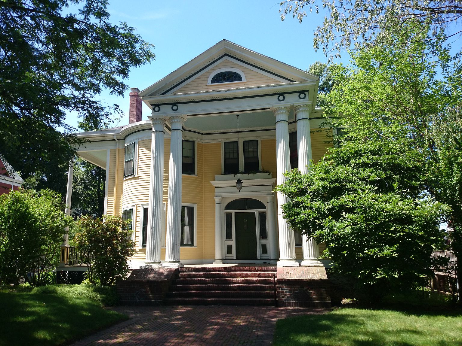 18 Melville Ave, Dorchester, MA 02124 Zillow