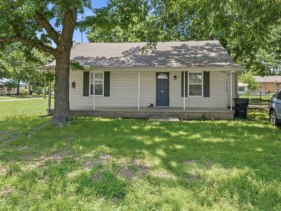 1st image of 407 S Texas St