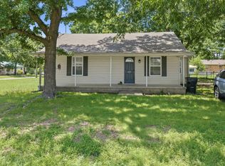 407 S Texas St, Elmore City, OK 73433