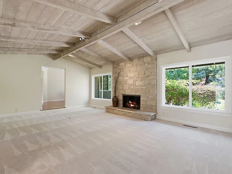 13565 Wendy Ln — Photo 15