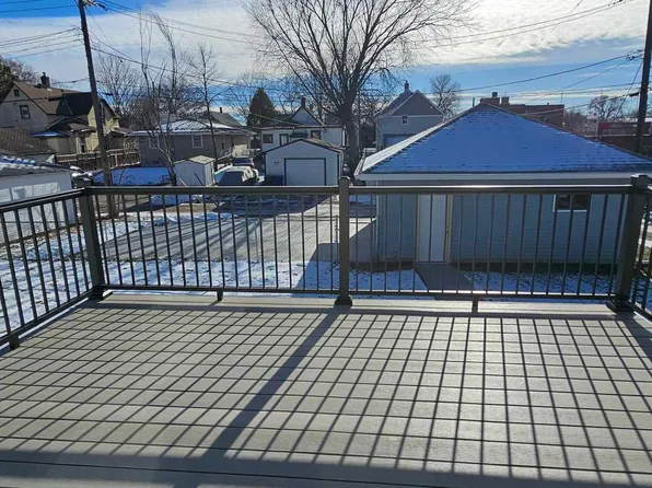 654 Orange Ave E, Saint Paul, MN 55106