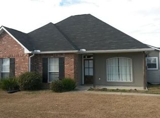 38248 Graystone Ave, Prairieville, LA 70769