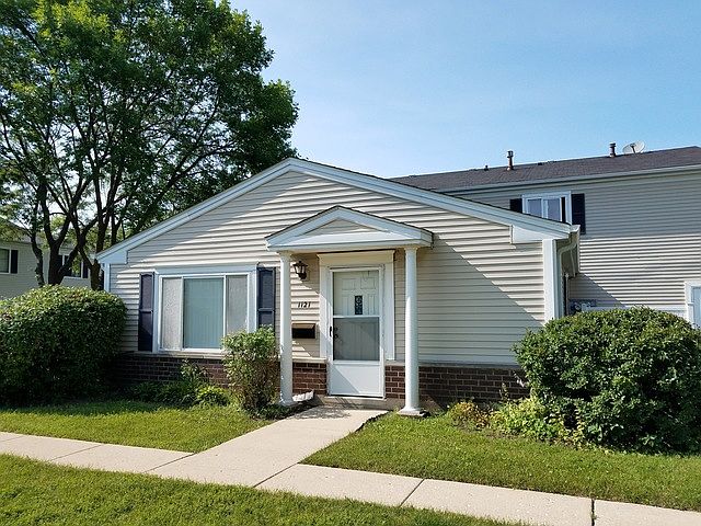 1st image of 1121 Cove Dr