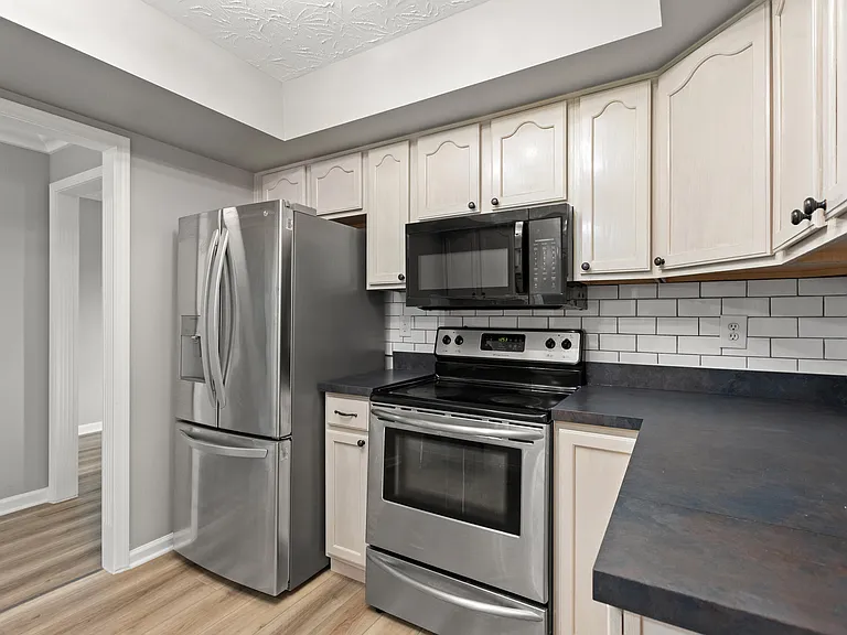 105 Bay Hill Dr — Photo 5