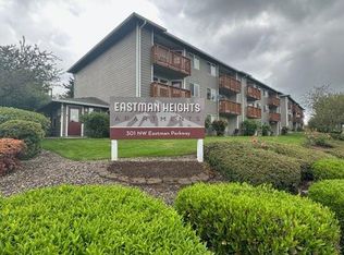 Eastman Heights Apartments, Gresham, OR 97030