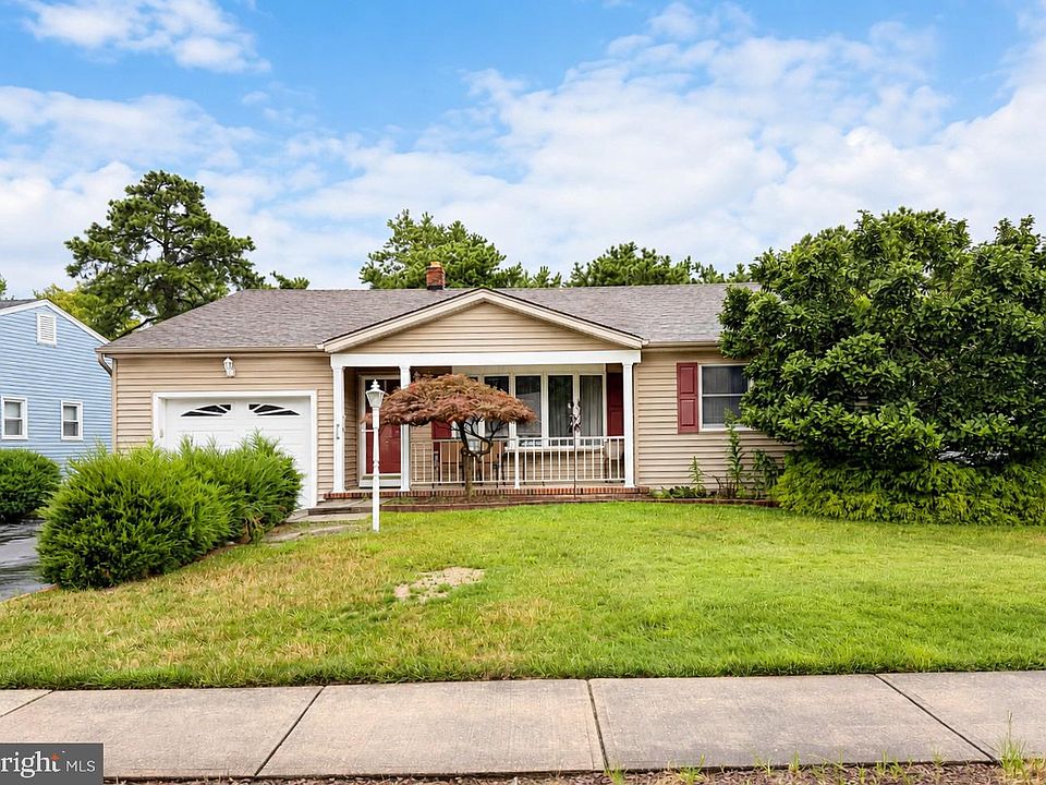 1st image of 33 Auburn Rd