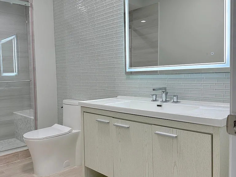 2150 W Potomac Ave #1 — Photo 15