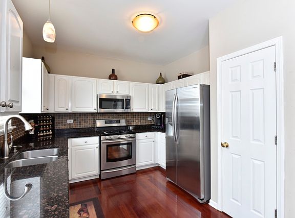 2nd image of 86 Rotterdam Dr