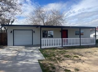 7580 Palm Ave, Yucca Valley, CA 92284