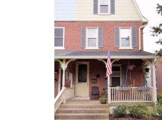 407 Summit Ave, Fort Washington, PA 19034