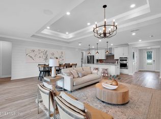 319 Cody Crst, Jacksonville, FL 32226