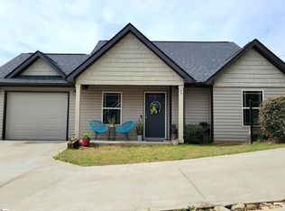 25 Pamela Dr, Greenville, SC 29611