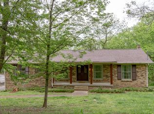 958 Carlin St, Goodlettsville, TN 37072