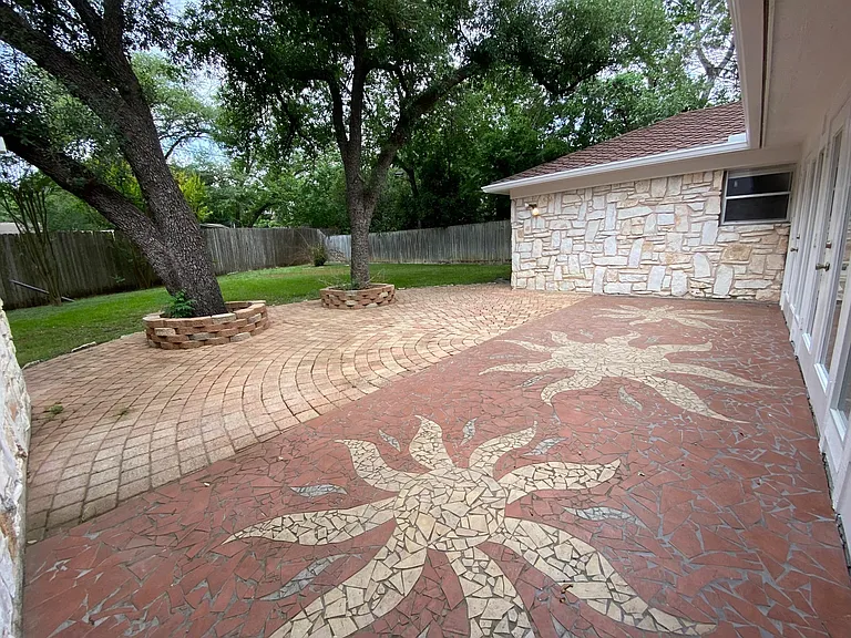 8708 Azalea Trl — Photo 12