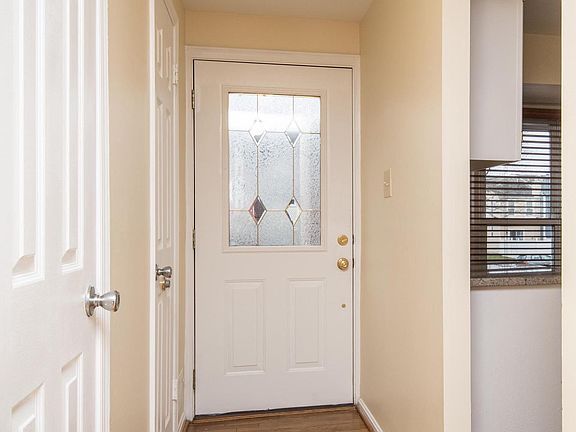 4th image of 6205 Little Valley Way