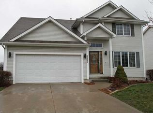 4923 68th St, Urbandale, IA 50322