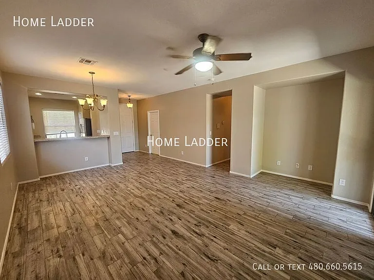 39746 N Cross Timbers Way — Photo 3