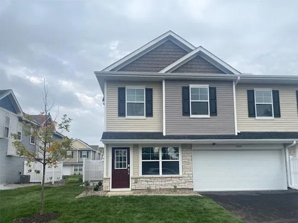 3022 Willow St, Little Canada, MN 55117