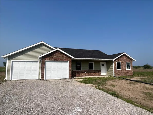 1870 Fletcher Ln, New London, MO 63459