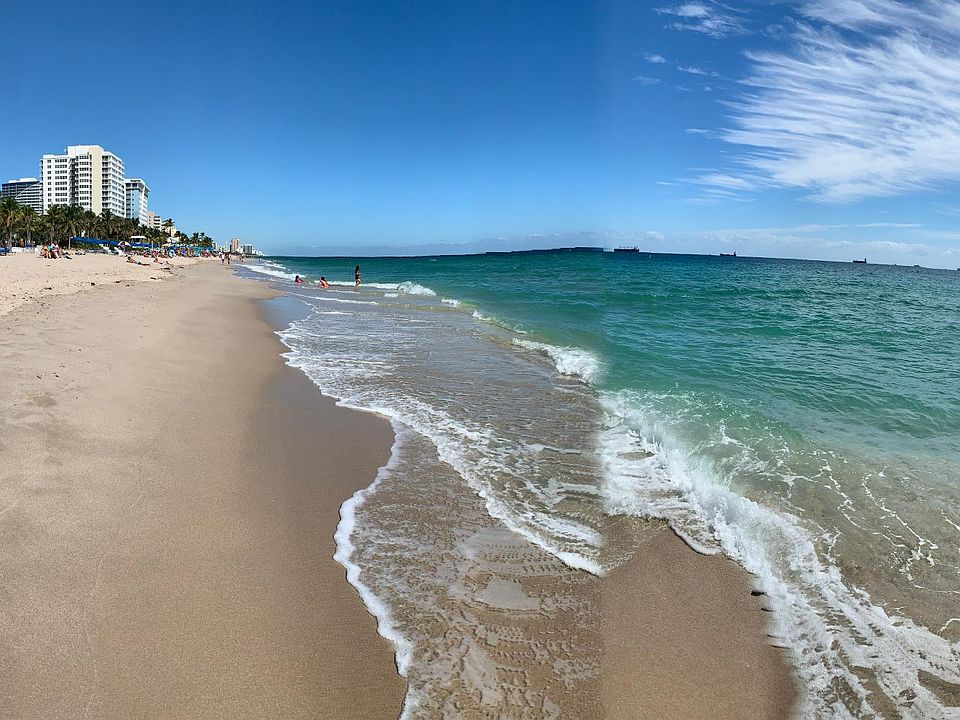 Sunny Isles Beach - Newport Piet @ 163rd and A1A. One mile from home.