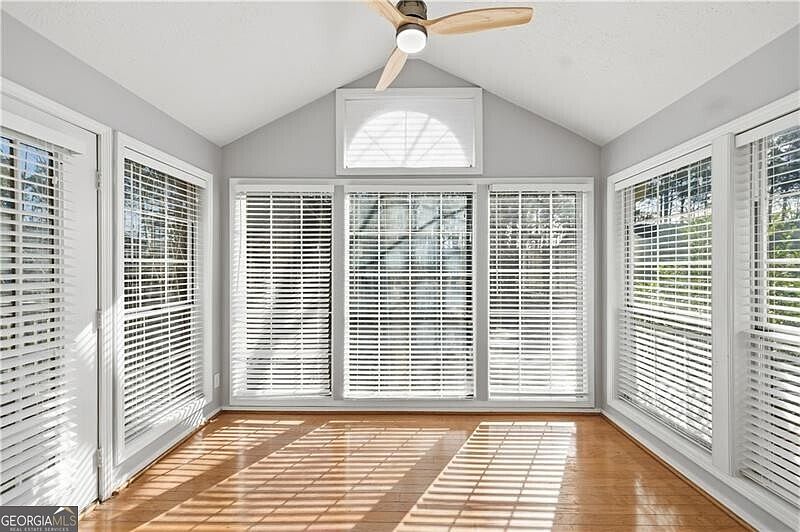 1st image of 2204 Country Park Dr SE