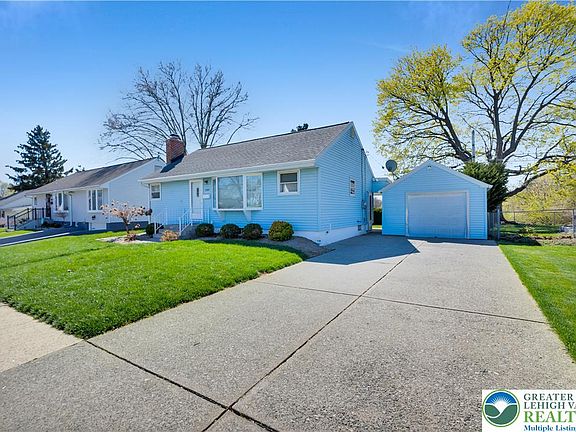 2nd image of 1557 Kaywin Ave