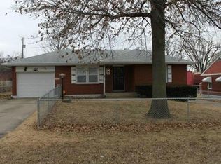 10529 E 10th St S, Independence, MO 64053