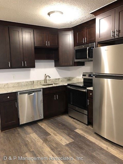 1st image of 1932 Mary St APT 1C