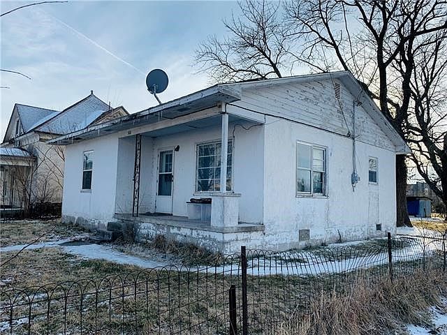 2nd image of 500 Bellevue St