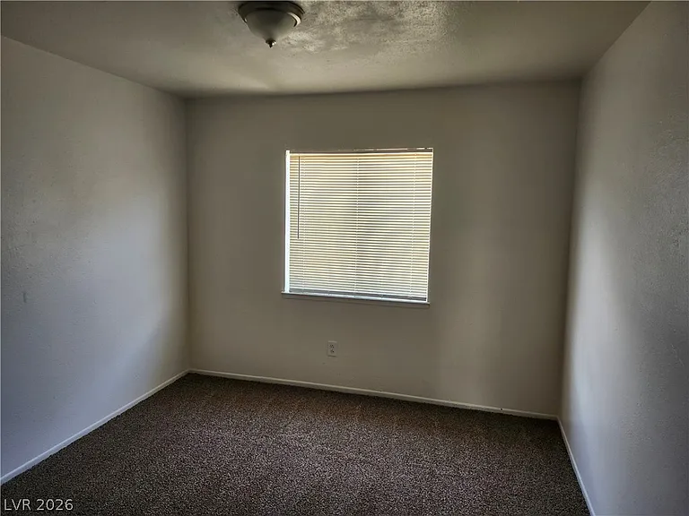 3437 E Cheyenne Ave #D — Photo 6