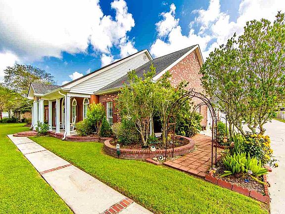 3rd image of 107 Bellingrath Dr