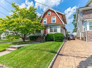 831 Myrtle St, Elizabeth, NJ 07202