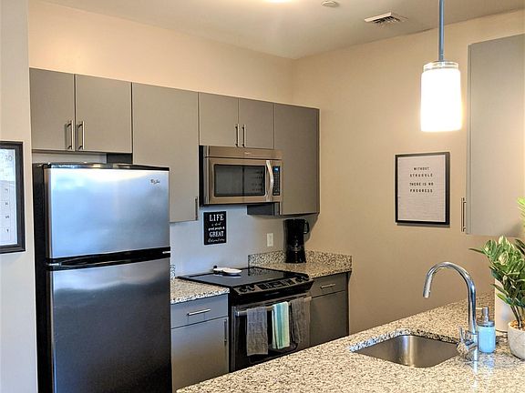 2nd image of 36 Bonair St #5B