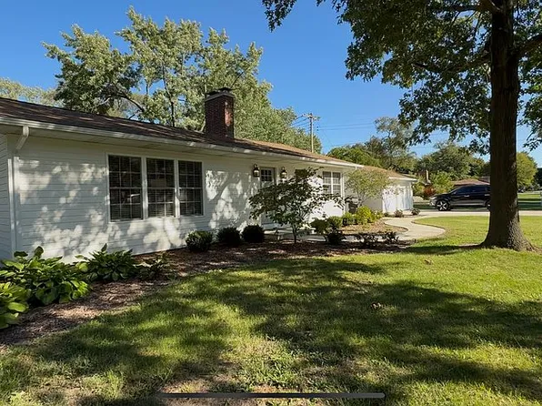 1545 Hadley Rd, Benton Harbor, MI 49022