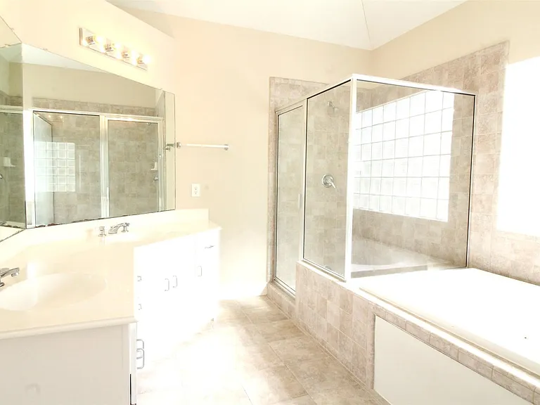 3031 Buttercup St — Photo 11