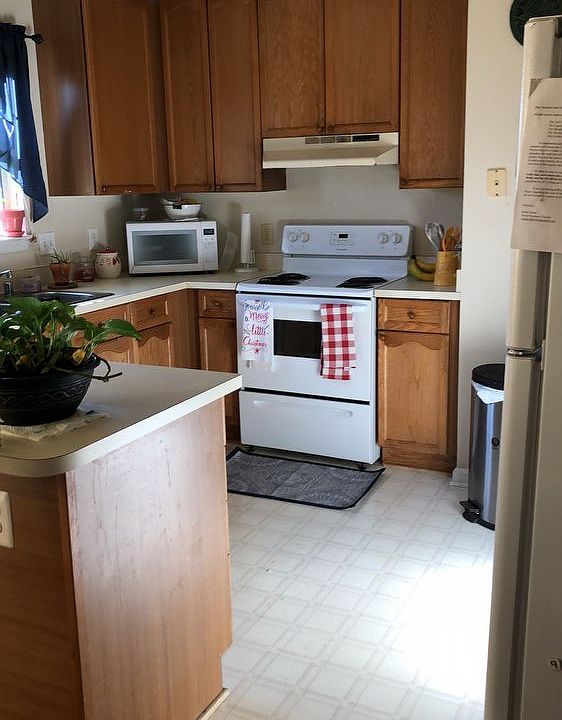 2nd image of 5706 Falls Way Ct