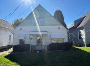 858 Independence Ave, Akron, OH 44310